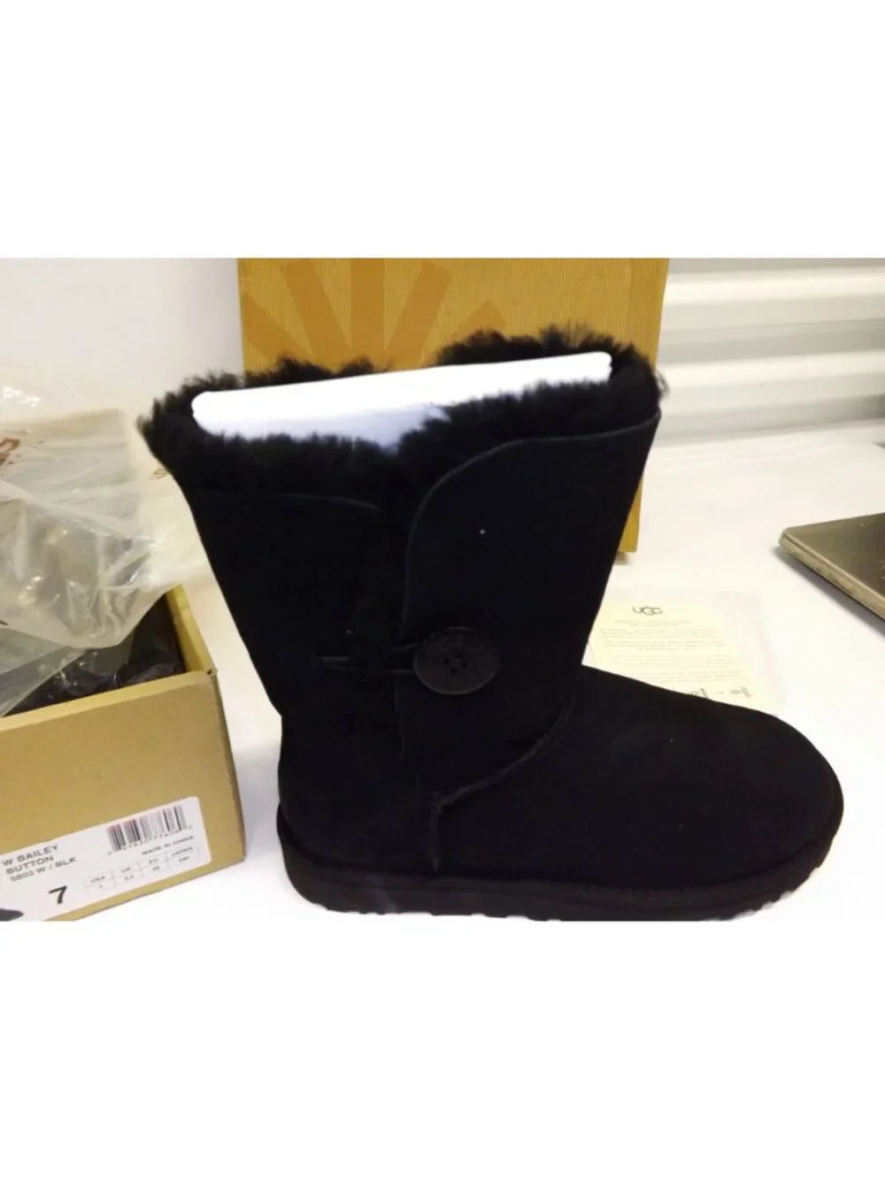 UGG Womens Bailey Button Boots Black Size 7 New In Box With Tags